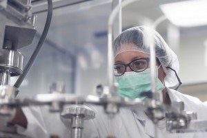 药品注册受理工作调整：12月1日起，凡由总局审评审批的注册申请均由总局受理