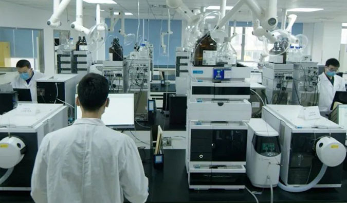 封控不停工--记持续奋战的HJC黄金城平台科研人